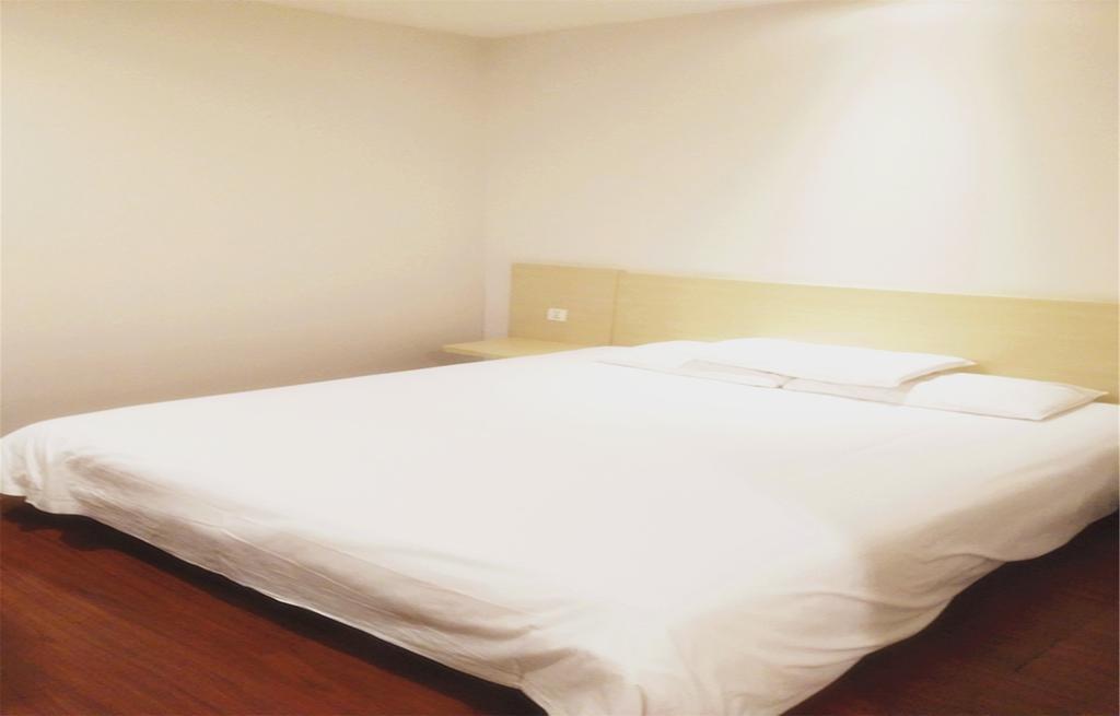 Hanting Hotel Beijing New Fuchengmen Bagian luar foto